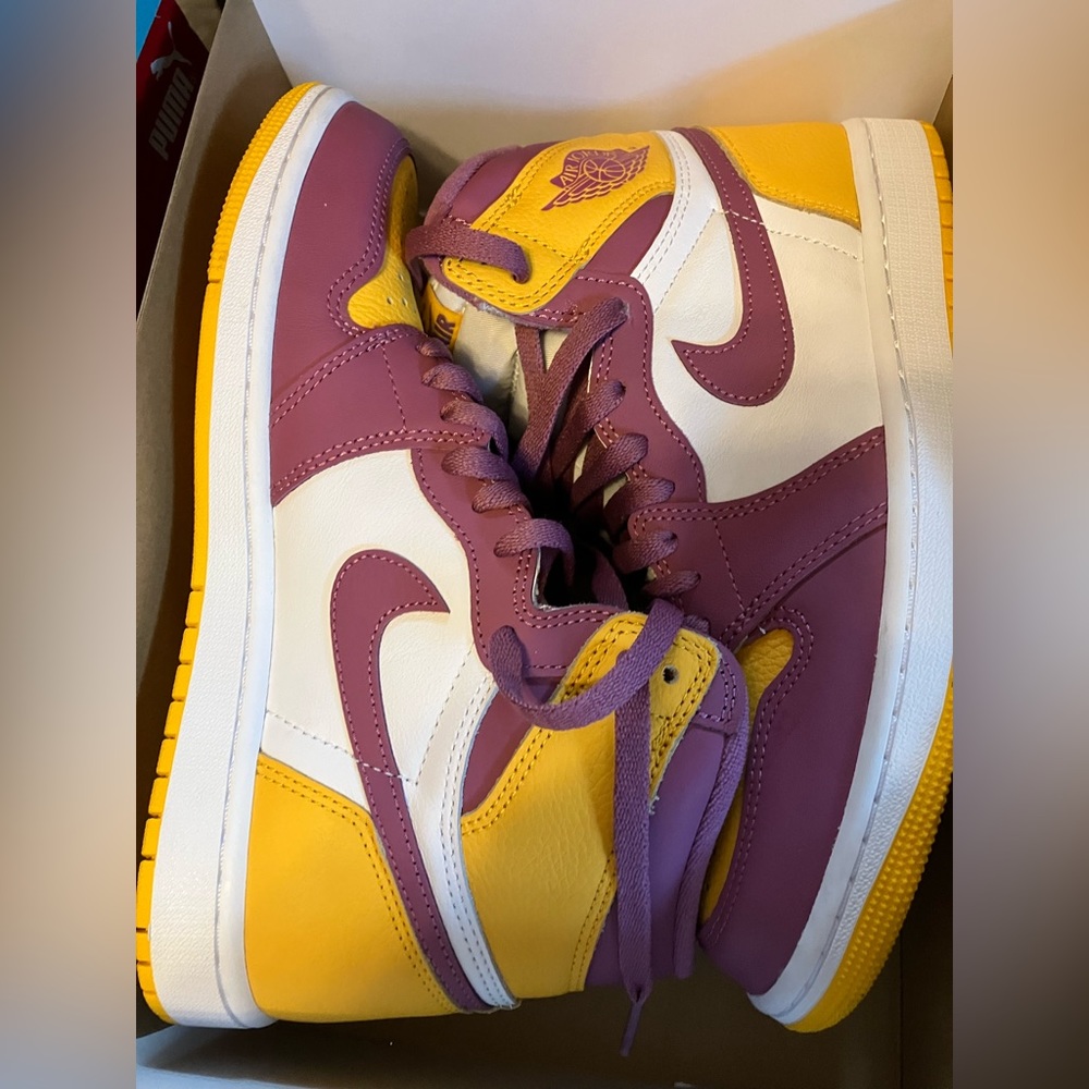 Air Jordan 1 Retro High OG 8
